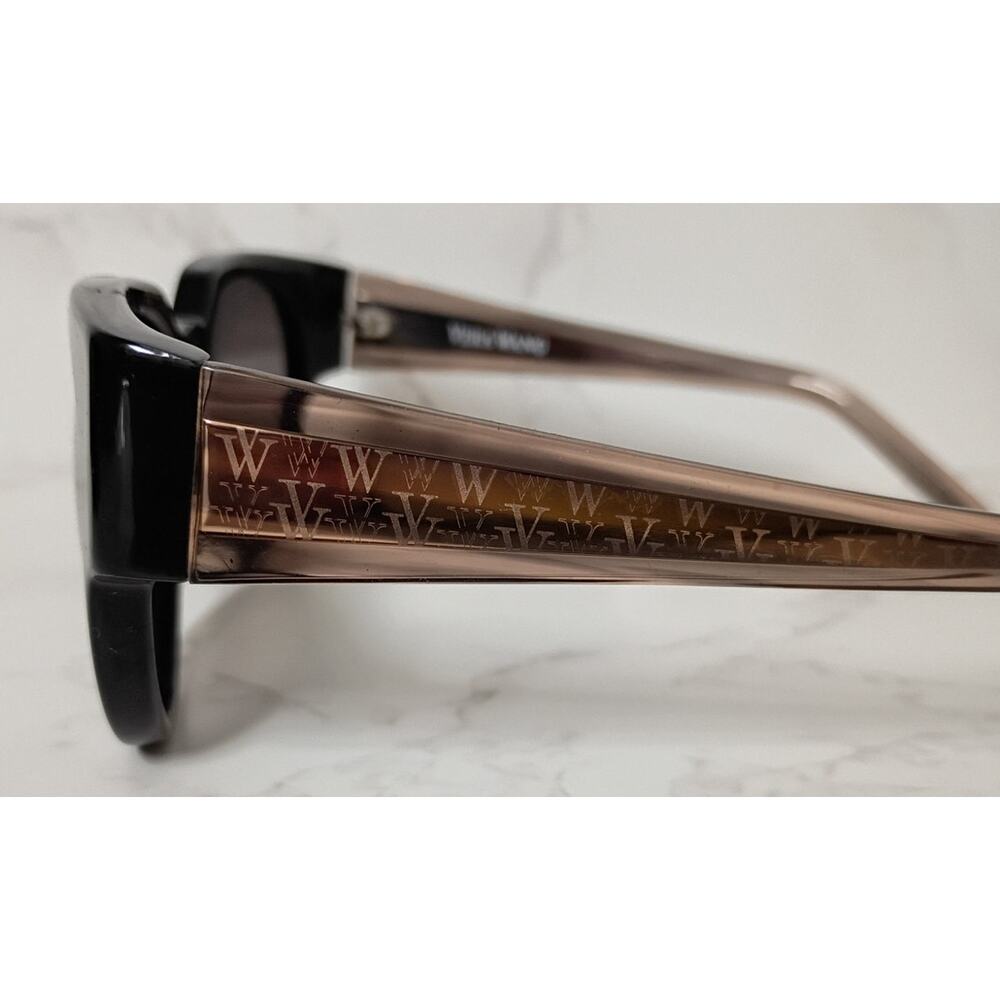 VERA WANG Zoya Glossy Black with Gold Logo Arm Sunglasses - NWT - Picture 2 of 7